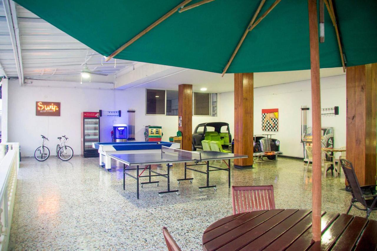 Hotel Mall Santana Del Rio La Dorada Exterior photo